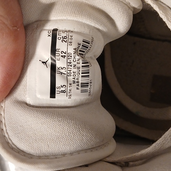 Men's Air Jordan Tennis Shoes - Picture 7 of 7